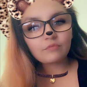 Meet your Posher, Felicia